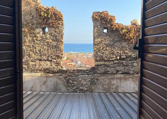 Intera Casa In Centro Storico A 700 Mt Dal Mare